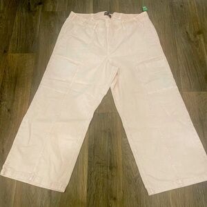 NWT GAP High-Rise Wide-Leg Jeans | Trendy Denim Staple